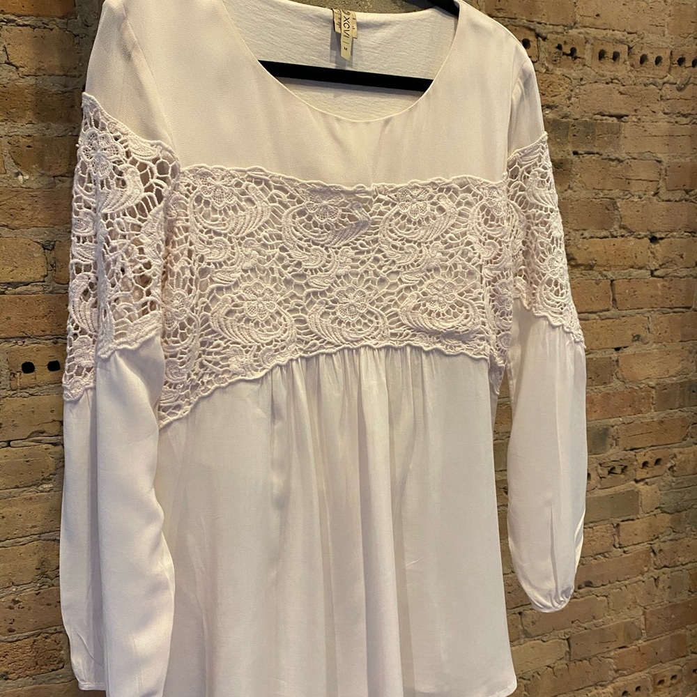 Top - Picture 3 of 4